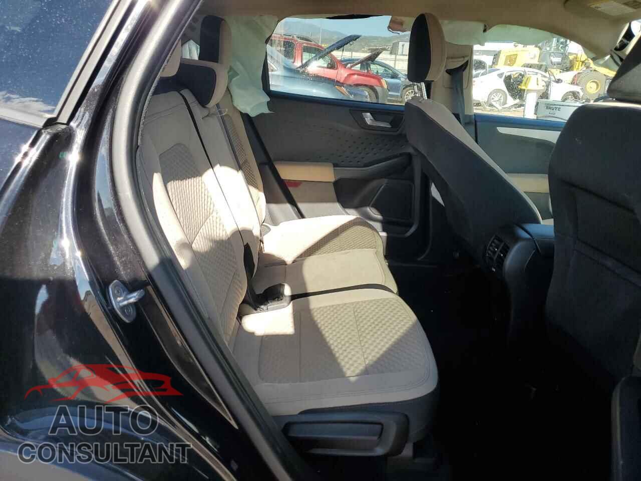 FORD ESCAPE 2020 - 1FMCU9G65LUA14324