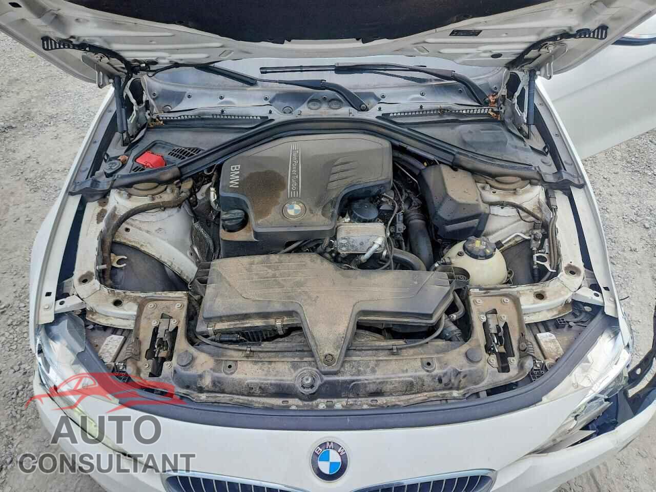 BMW 3 SERIES 2016 - WBA8E3G56GNU00419
