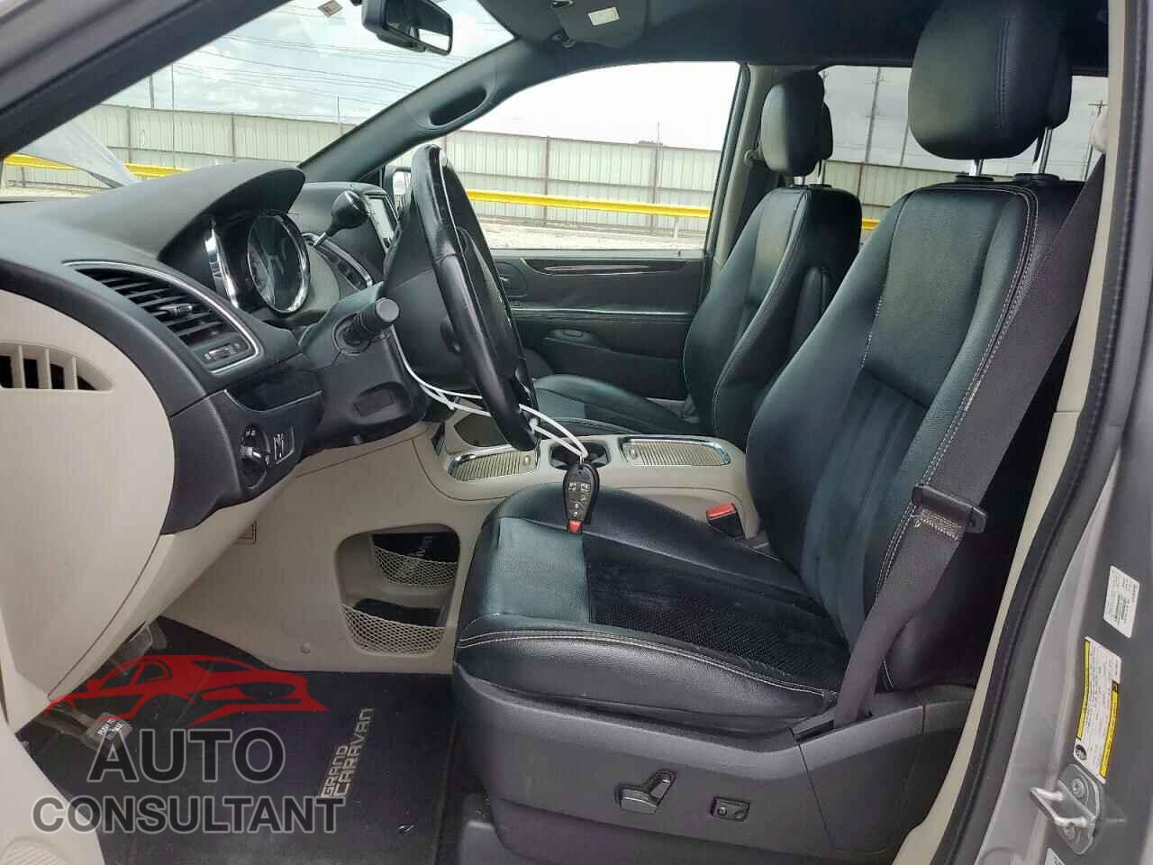 DODGE CARAVAN 2016 - 2C4RDGCG1GR176617