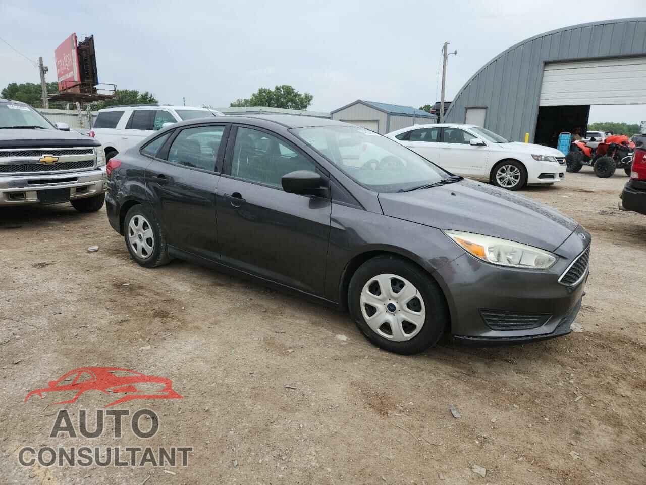 FORD FOCUS 2015 - 1FADP3E22FL368721