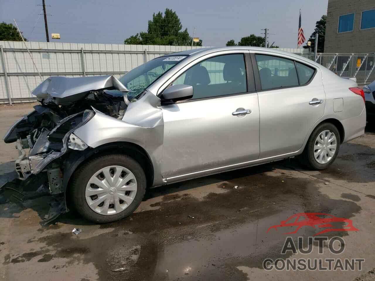 NISSAN VERSA 2019 - 3N1CN7AP3KL878484