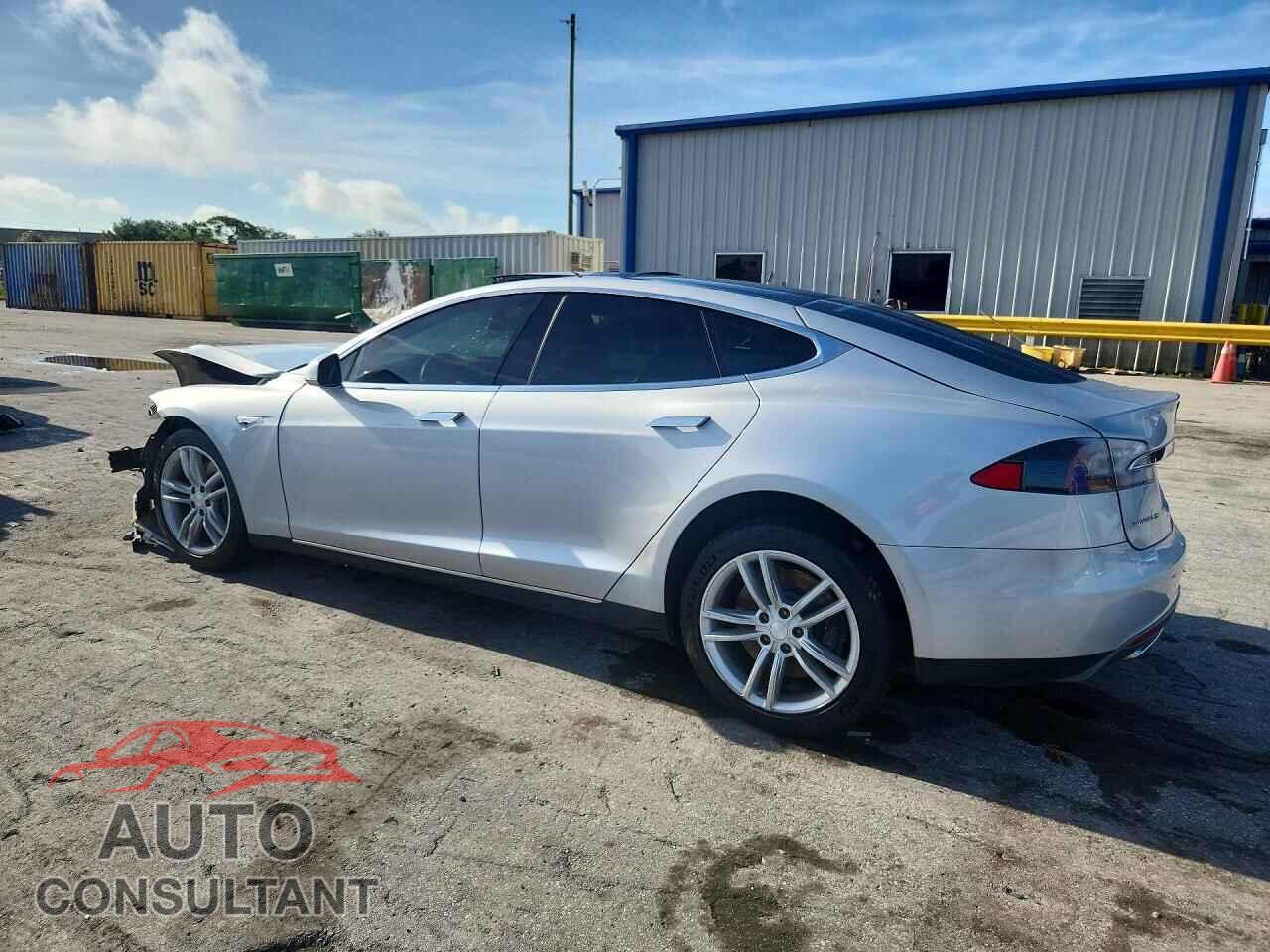 TESLA MODEL S 2014 - 5YJSA1H11EFP46393