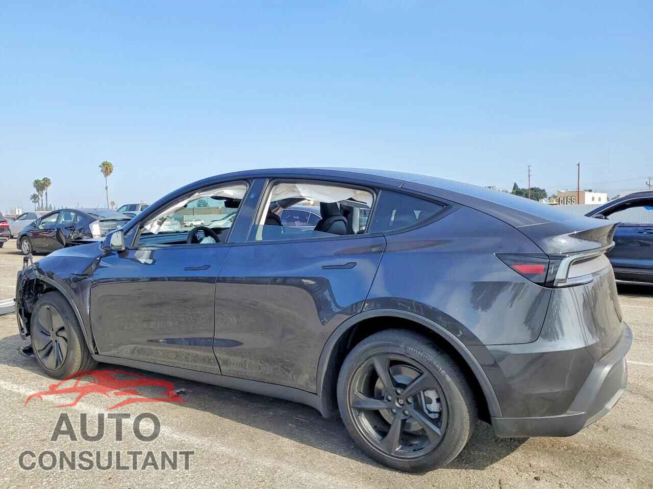 TESLA MODEL Y 2026 - 7SAYGDEEXTF564211