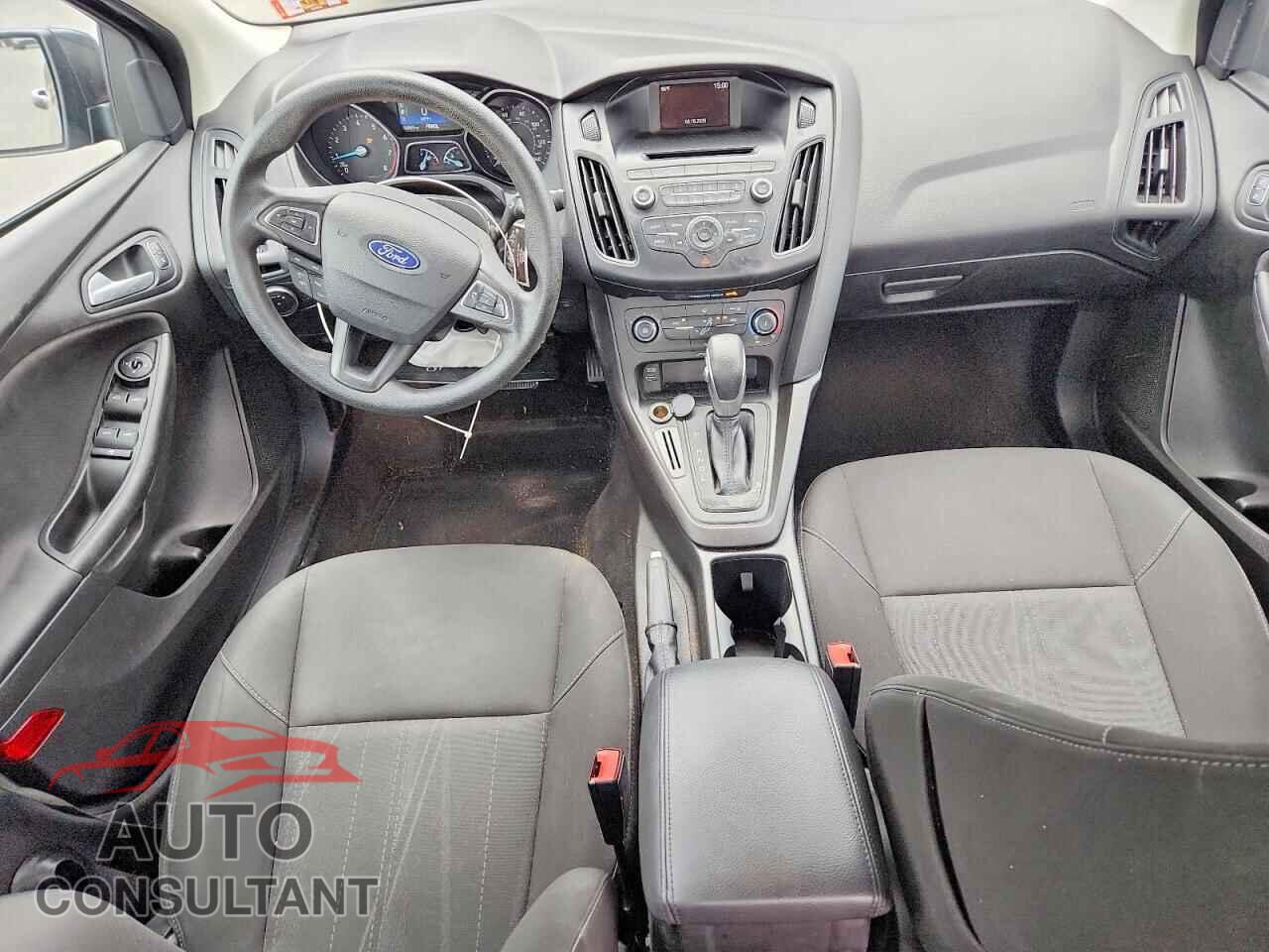 FORD FOCUS 2017 - 1FADP3F2XHL326542