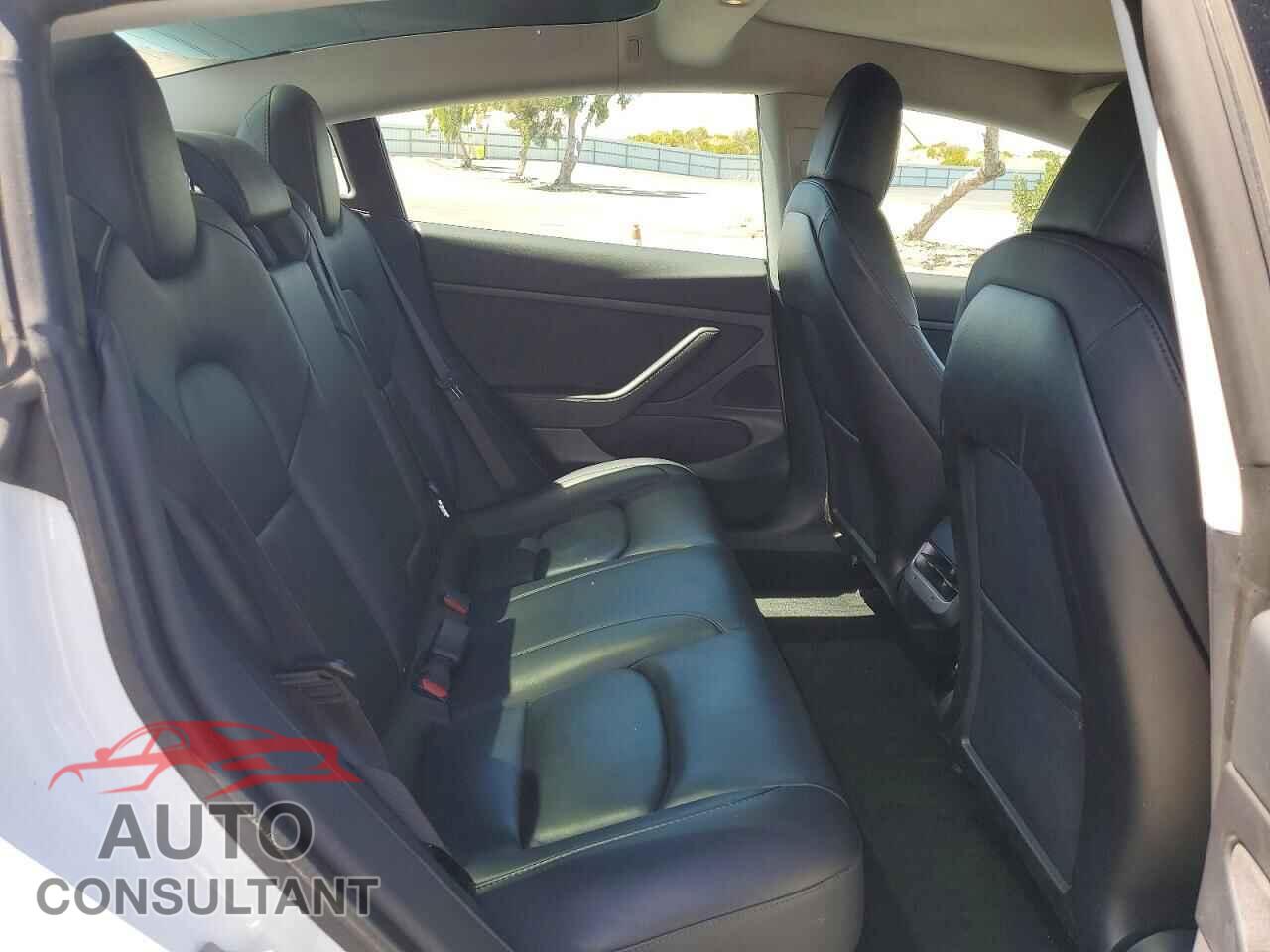 TESLA MODEL 3 2020 - 5YJ3E1EA8LF633258