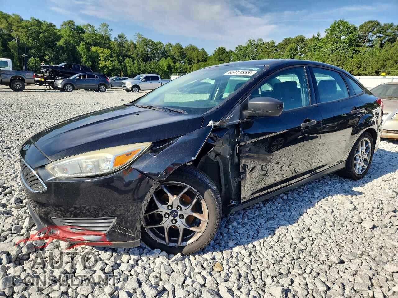 FORD FOCUS 2015 - 1FADP3E24FL253229