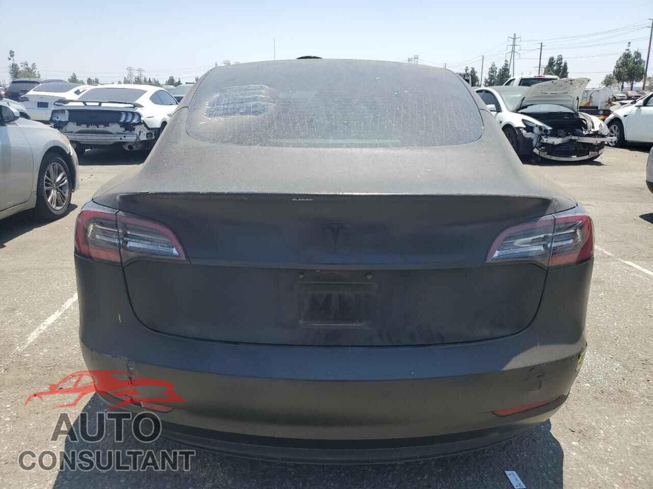 TESLA MODEL 3 2018 - 5YJ3E1EA9JF109047