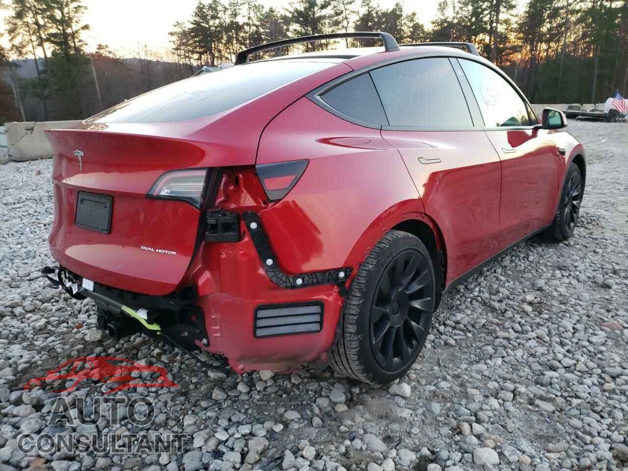 TESLA MODEL Y 2021 - 5YJYGAEE6MF185073