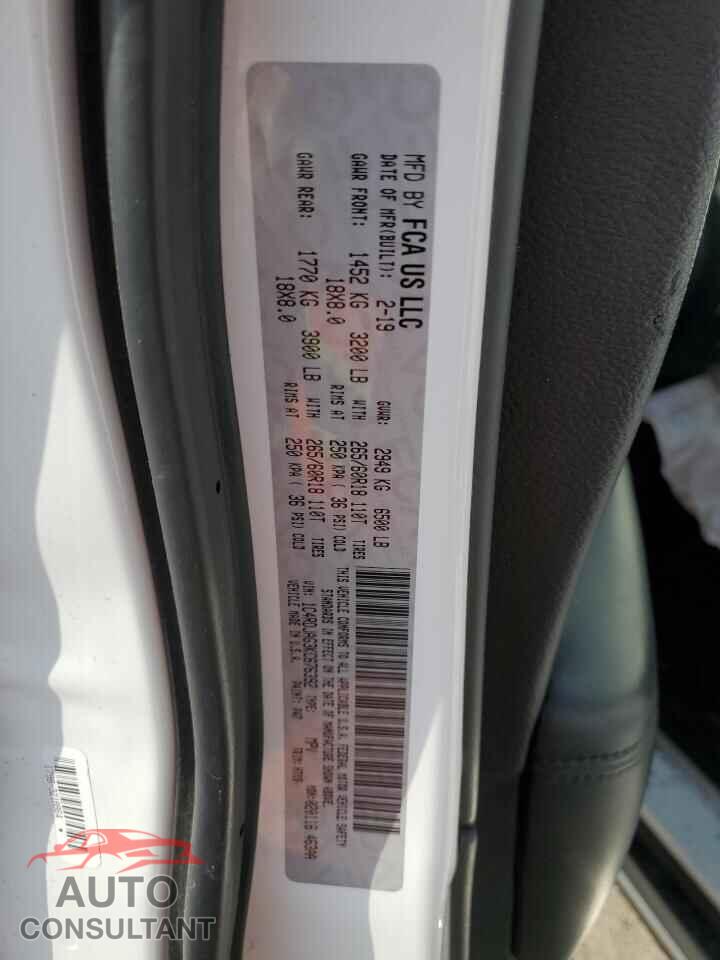 DODGE DURANGO 2019 - 1C4RDJAG3KC676392