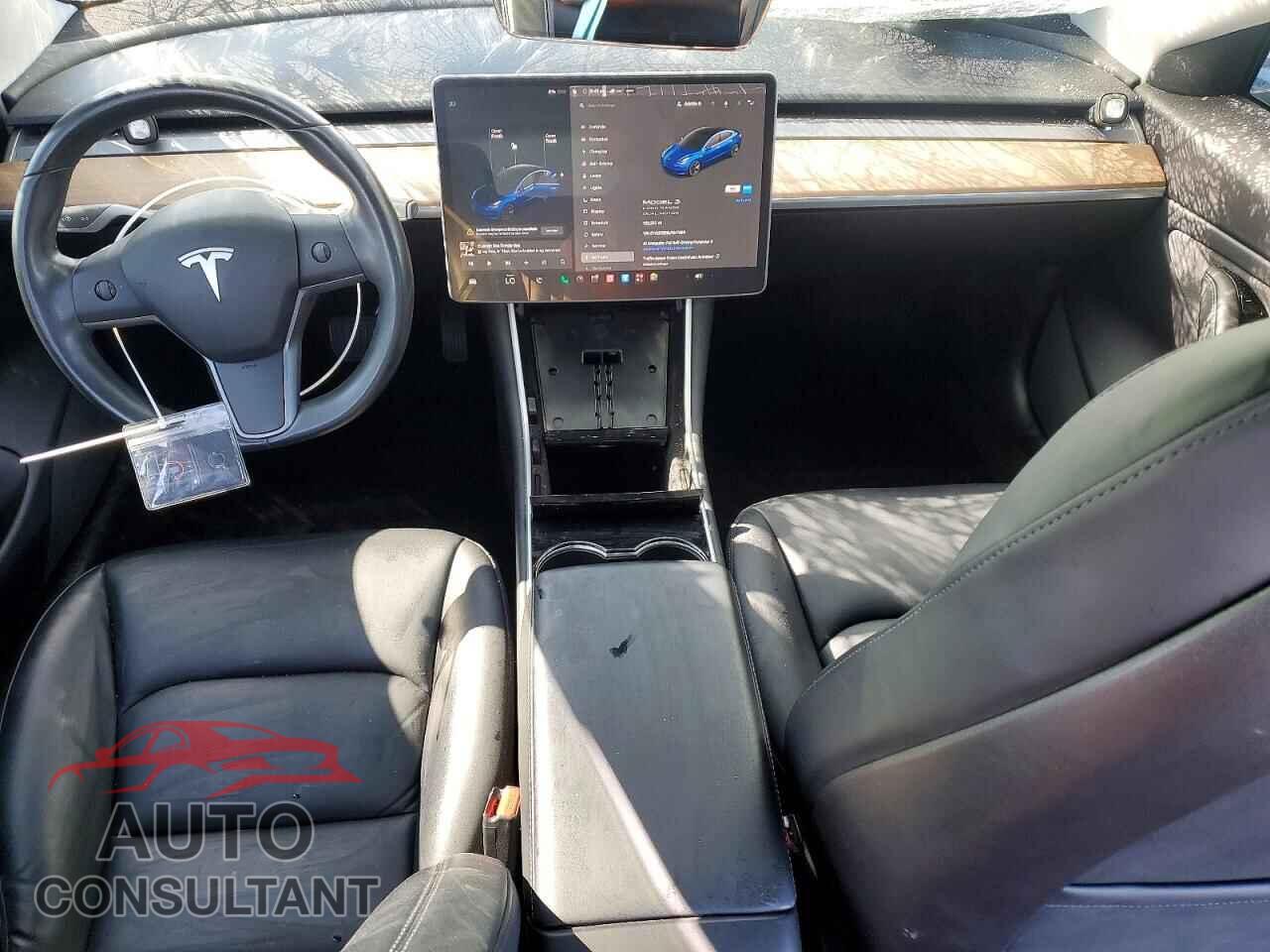 TESLA MODEL 3 2020 - 5YJ3E1EB9LF647680