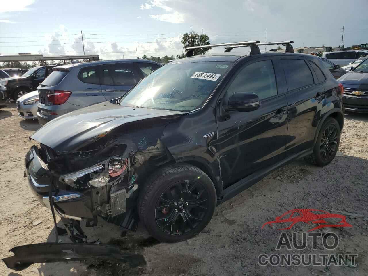 MITSUBISHI OUTLANDER 2018 - JA4AP3AUXJU004743