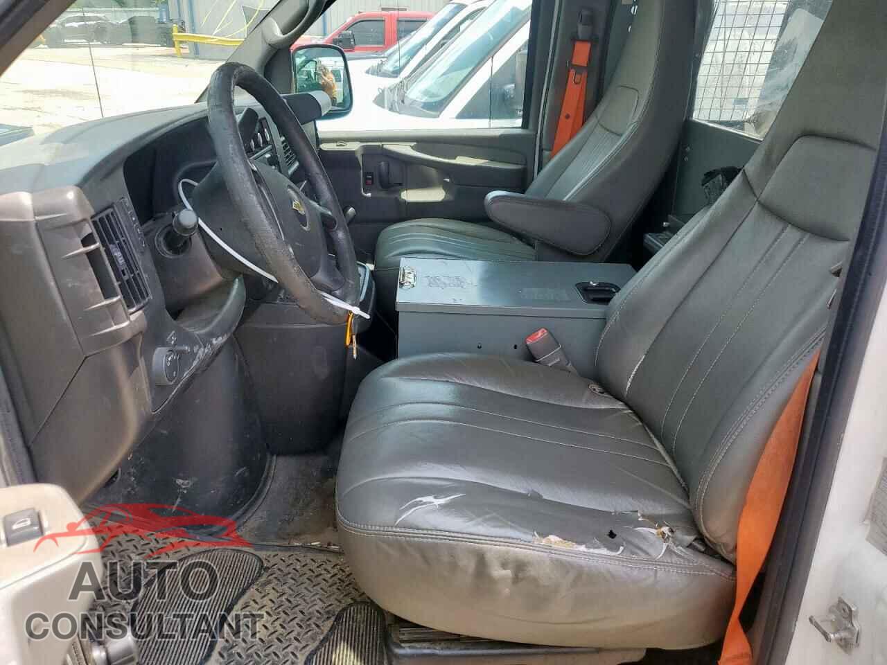 CHEVROLET EXPRESS 2013 - 1GCWGFCA4D1903331