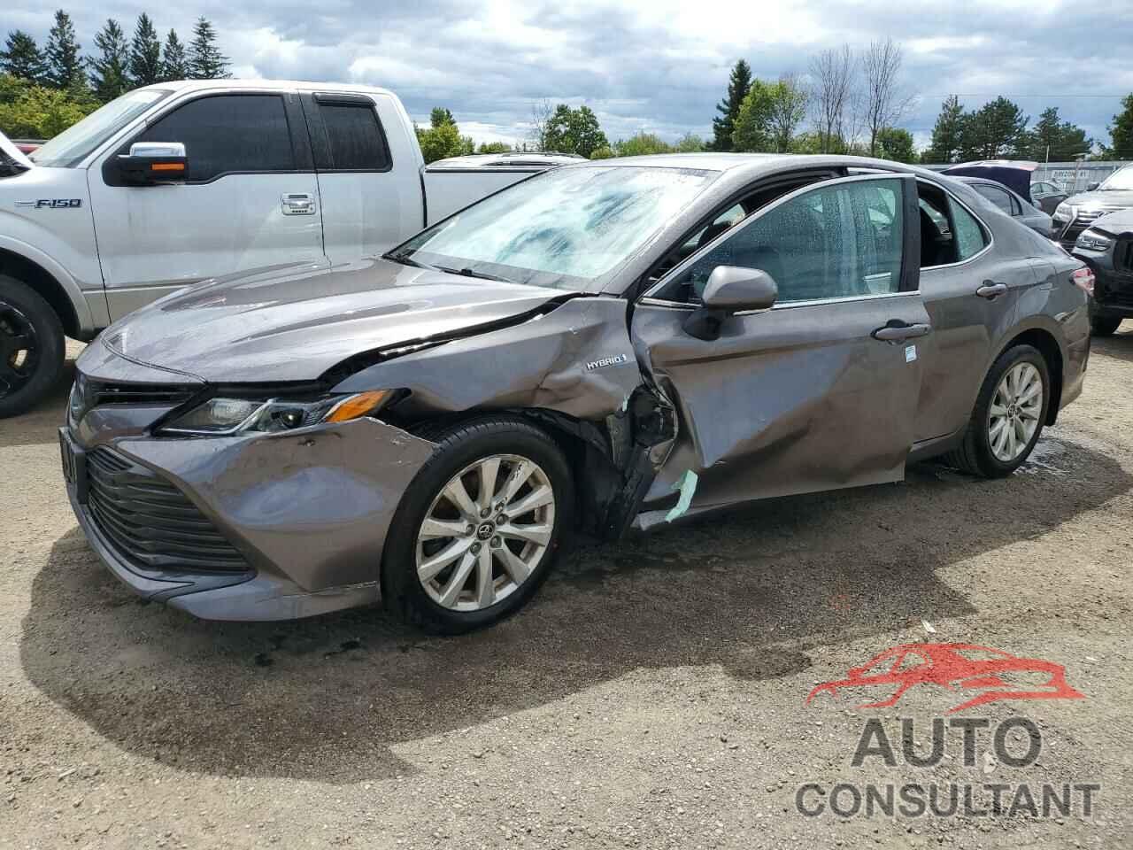 TOYOTA CAMRY 2018 - 4T1B31HK5JU003946