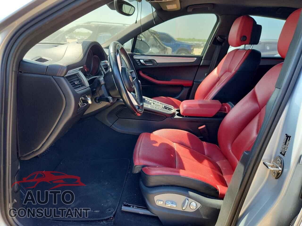 PORSCHE MACAN 2015 - WP1AB2A56FLB41519