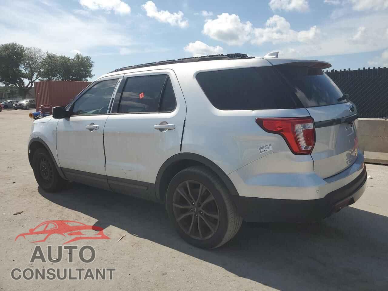 FORD EXPLORER 2017 - 1FM5K7D89HGB04106