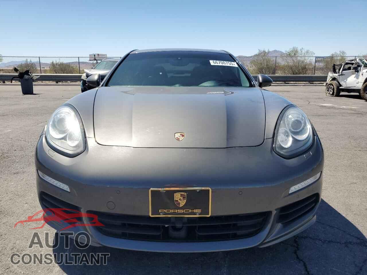 PORSCHE PANAMERA 2014 - WP0AA2A75EL008089