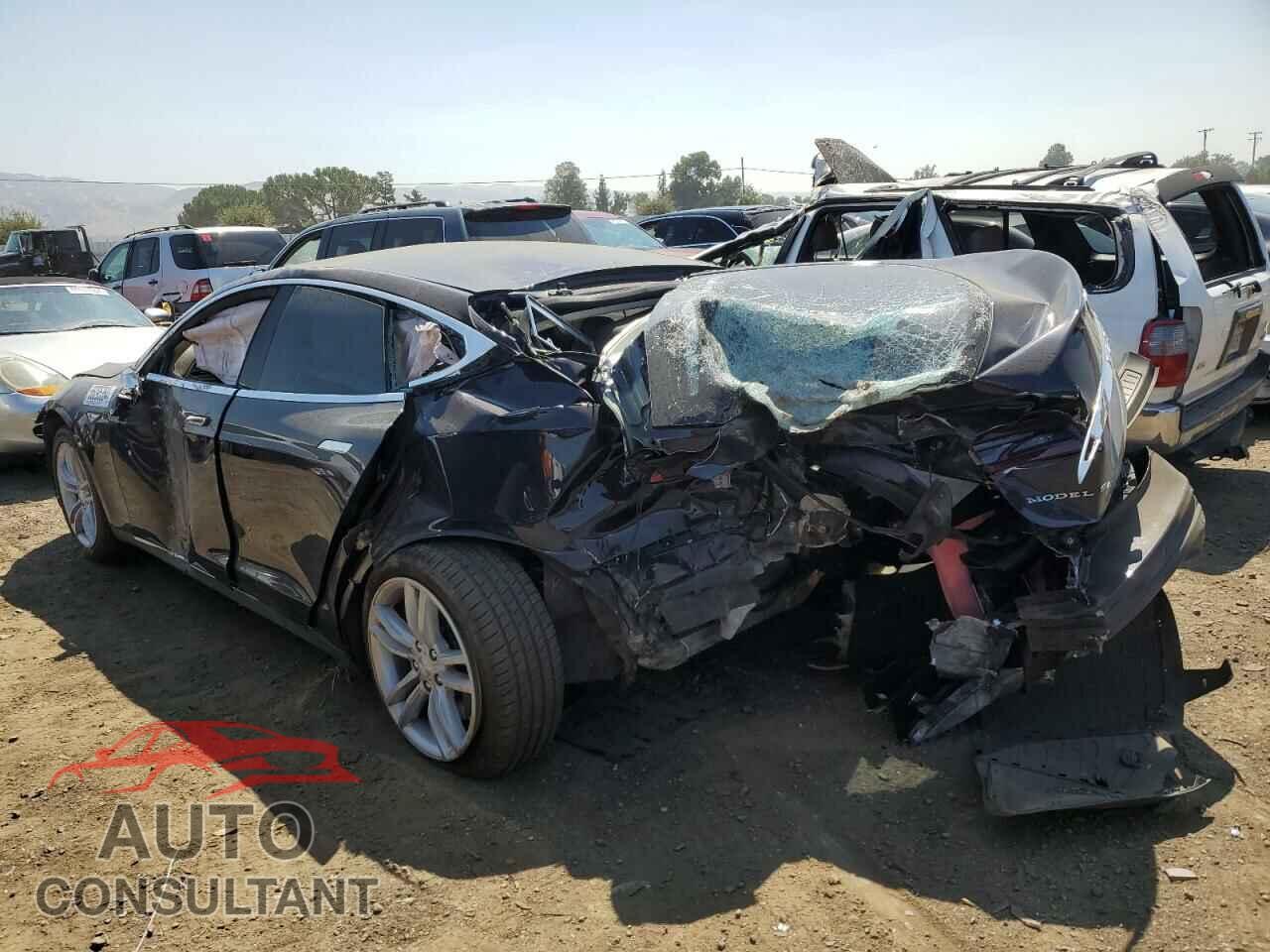 TESLA MODEL S 2014 - 5YJSA1H12EFP61596