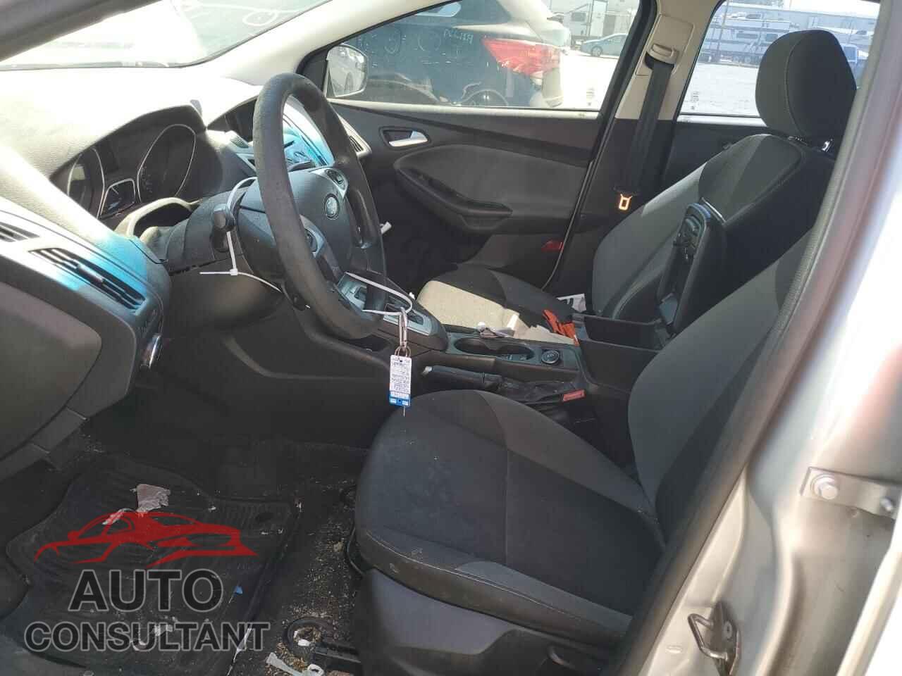 FORD FOCUS 2014 - 1FADP3K29EL200206