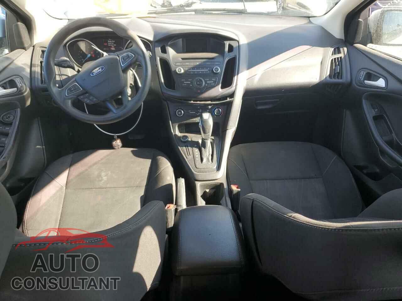 FORD FOCUS 2015 - 1FADP3K29FL317558