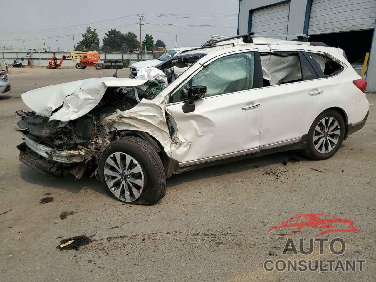 SUBARU OUTBACK 2018 - 4S4BSETC4J3336106