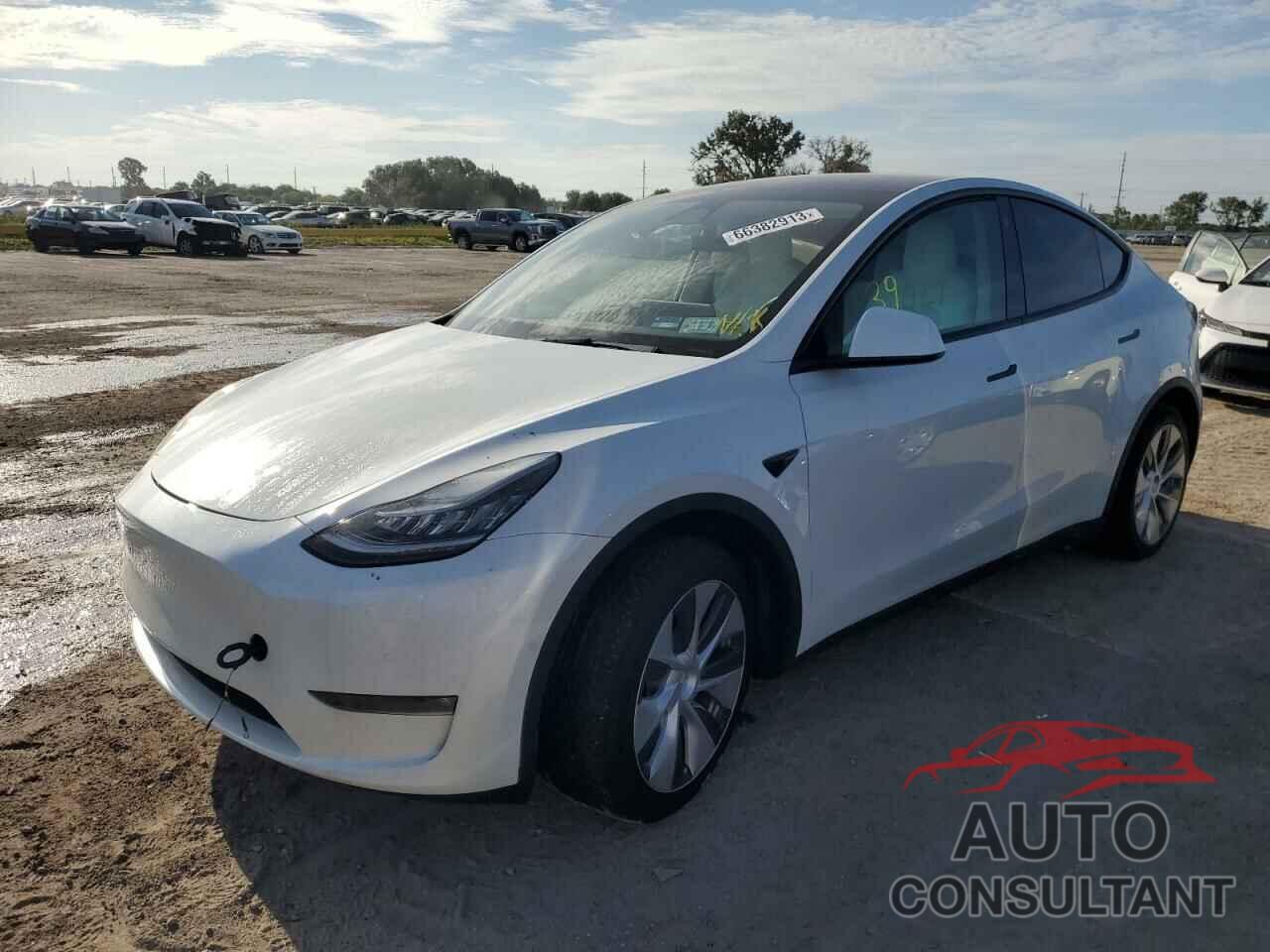 TESLA MODEL Y 2021 - 5YJYGDED4MF107030