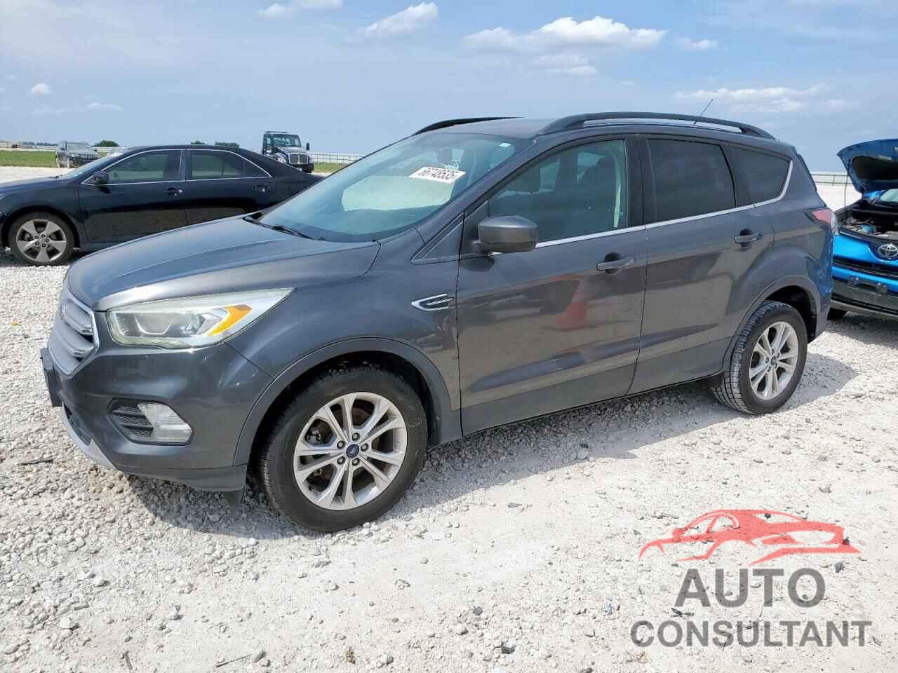 FORD ESCAPE 2017 - 1FMCU0GD4HUA49731