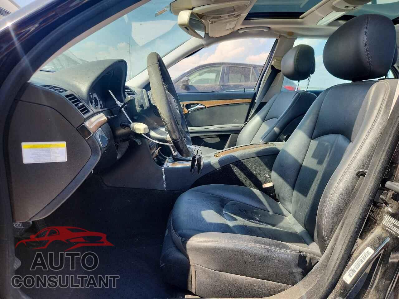 MERCEDES-BENZ E-CLASS 2009 - WDBUF56X49B392787