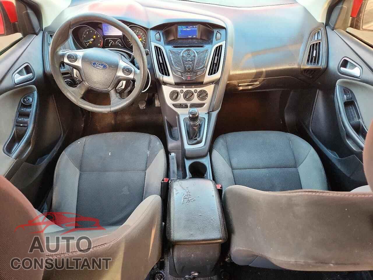 FORD FOCUS 2012 - 1FAHP3K23CL479859