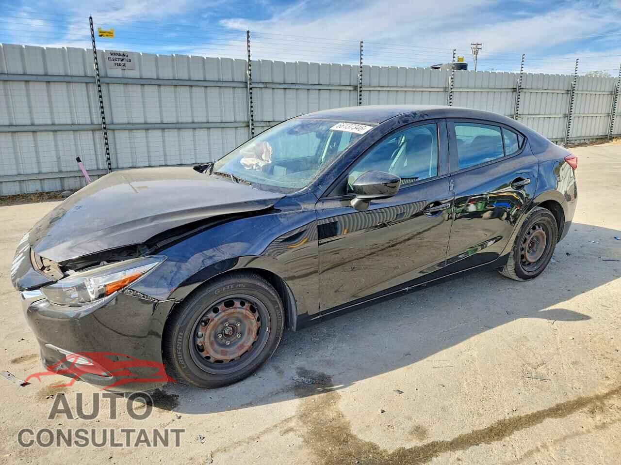 MAZDA 3 2018 - 3MZBN1U76JM228927