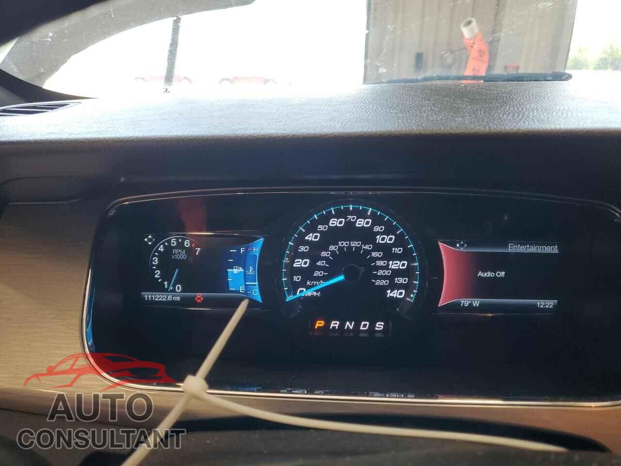 FORD TAURUS 2015 - 1FAHP2E85FG145761