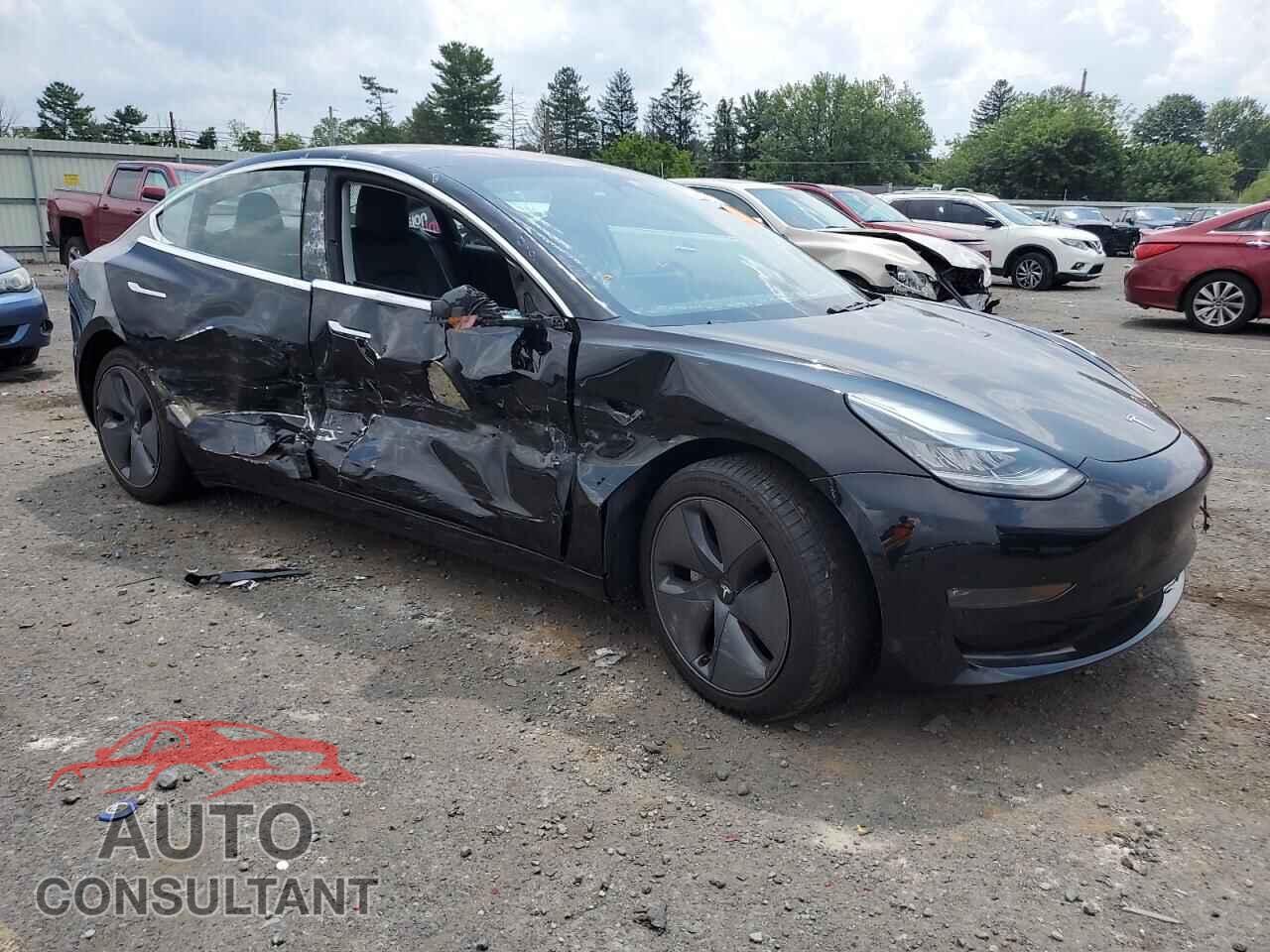 TESLA MODEL 3 2018 - 5YJ3E1EB0JF067909