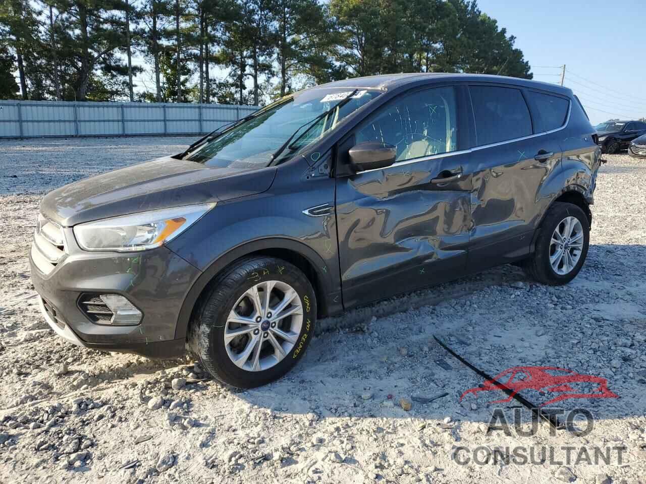 FORD ESCAPE 2017 - 1FMCU9G98HUC52833