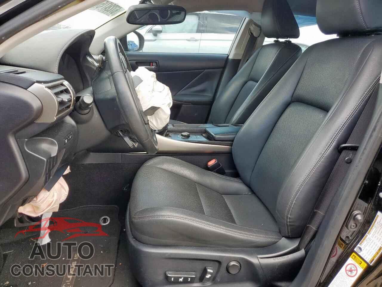 LEXUS IS 2015 - JTHBF1D23F5058221