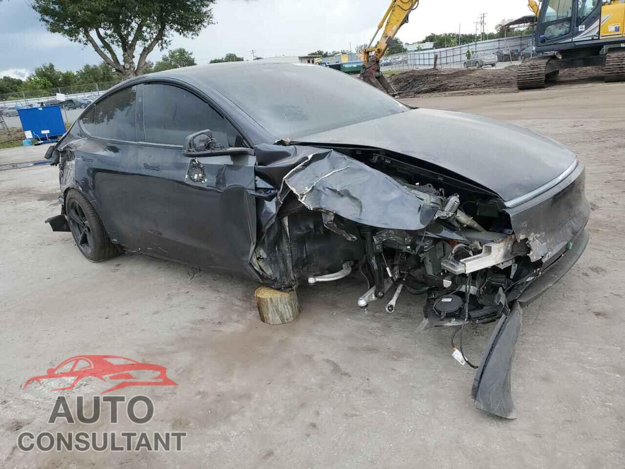 TESLA MODEL Y 2026 - 7SAYGDEE0TA398116