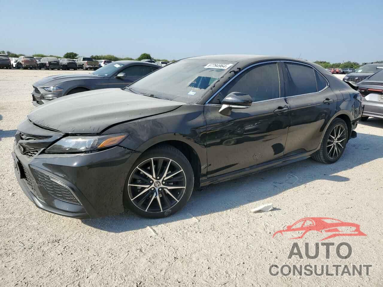 TOYOTA CAMRY 2022 - 4T1G11AK4NU690090