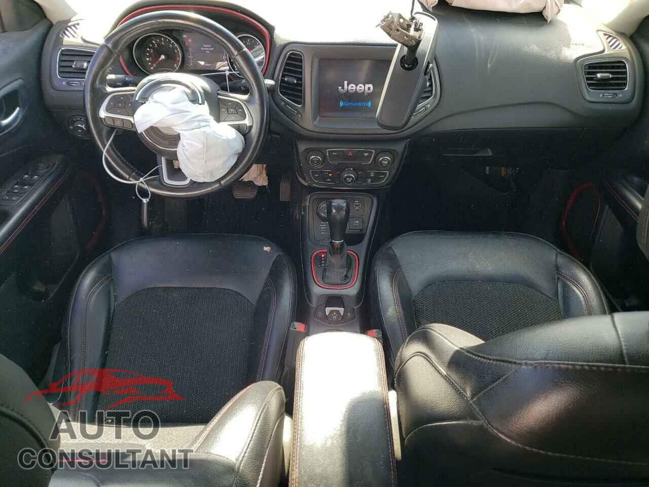 JEEP COMPASS 2020 - 3C4NJDDB1LT127255