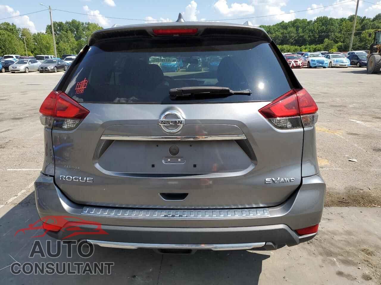 NISSAN ROGUE 2017 - KNMAT2MV3HP593997