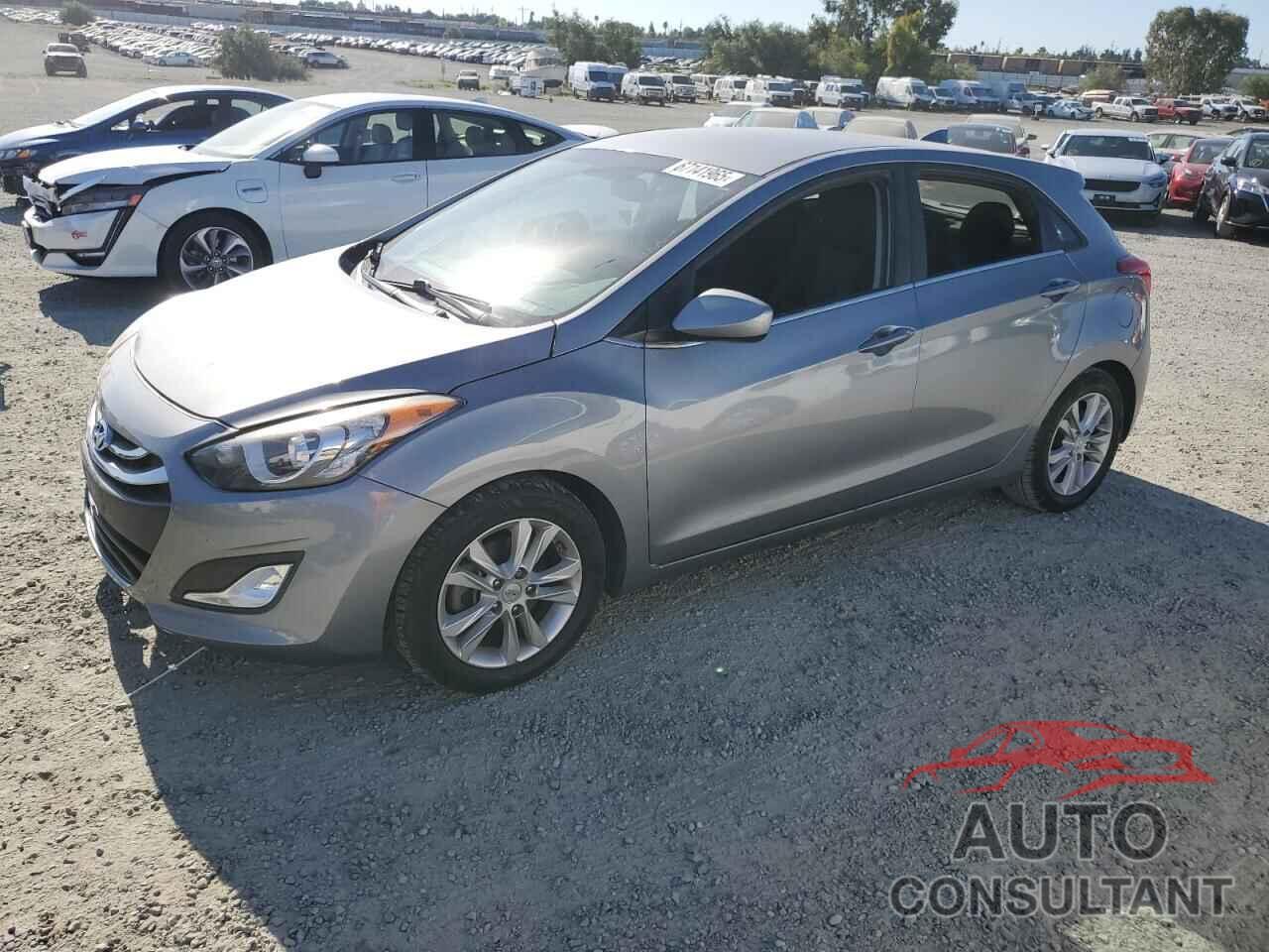 HYUNDAI ELANTRA 2013 - KMHD35LE9DU035000