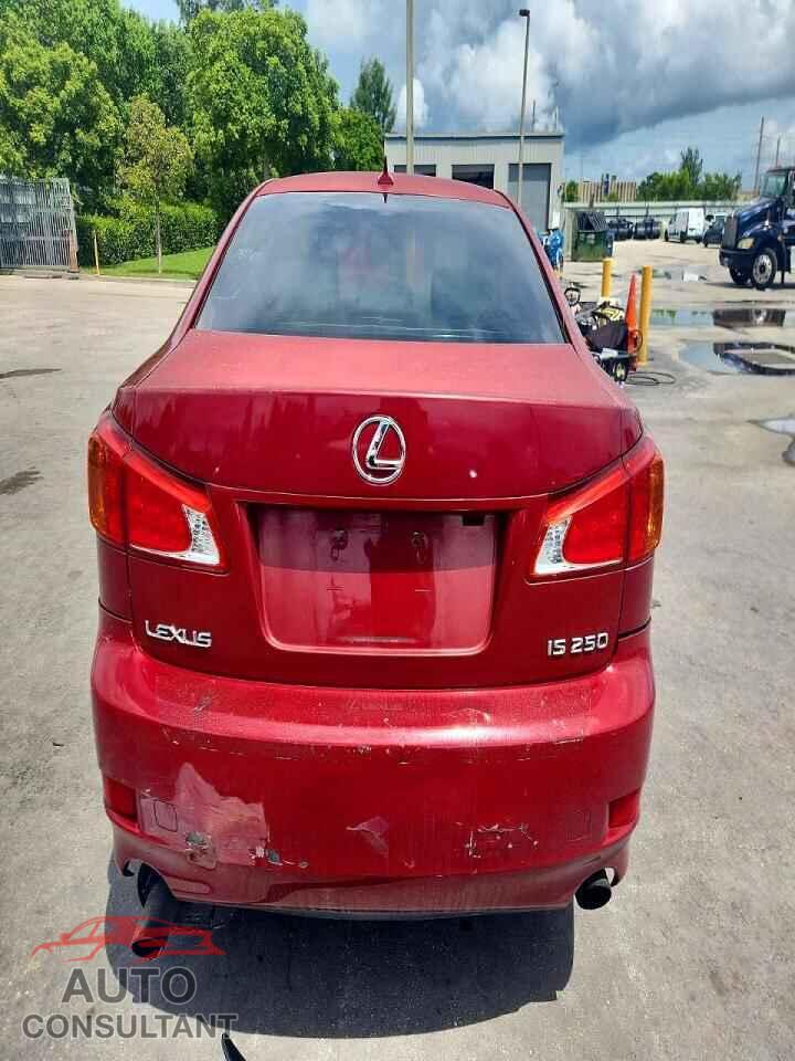 LEXUS IS 2010 - JTHBF5C29A2100006