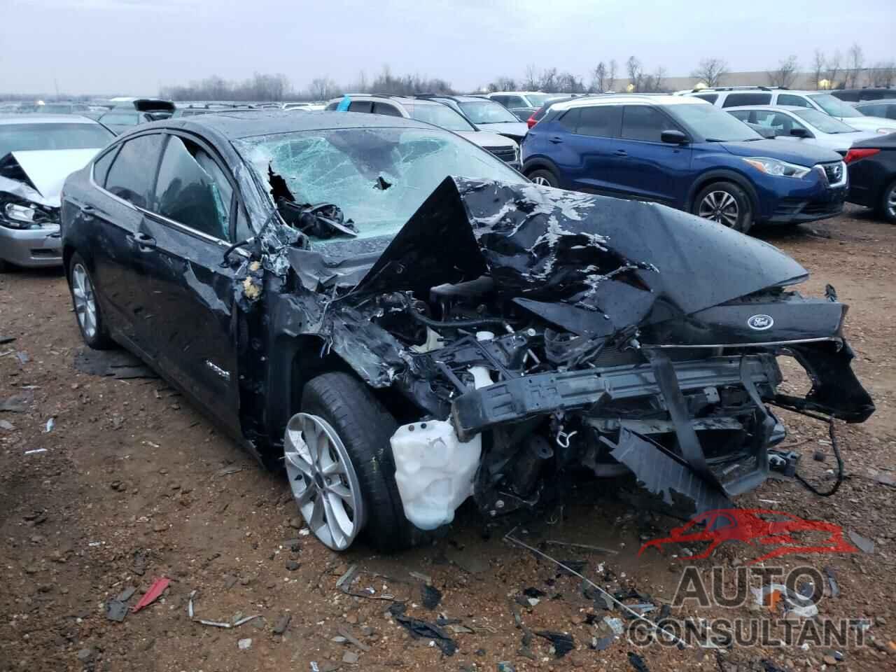 FORD FUSION 2019 - 3FA6P0LU6KR105011