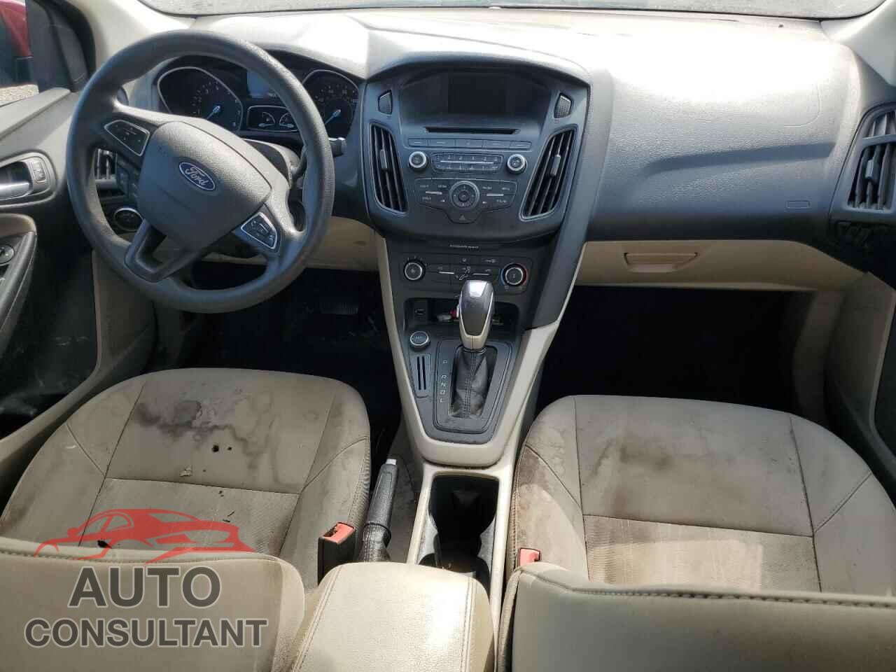 FORD FOCUS 2015 - 1FADP3F26FL327281
