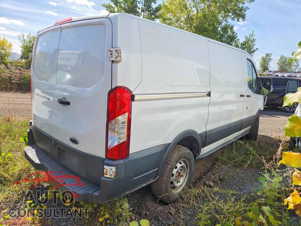 FORD TRANSIT 2018 - 1FTYR1YM7JKA28325