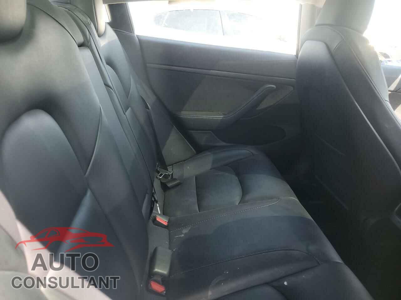 TESLA MODEL 3 2023 - 5YJ3E1EA4PF483655