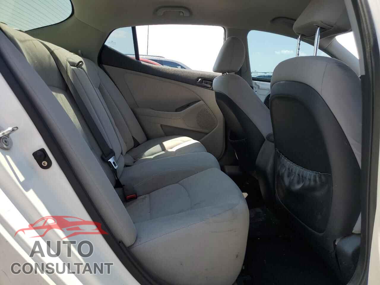 KIA OPTIMA 2013 - KNAGM4A75D5384174