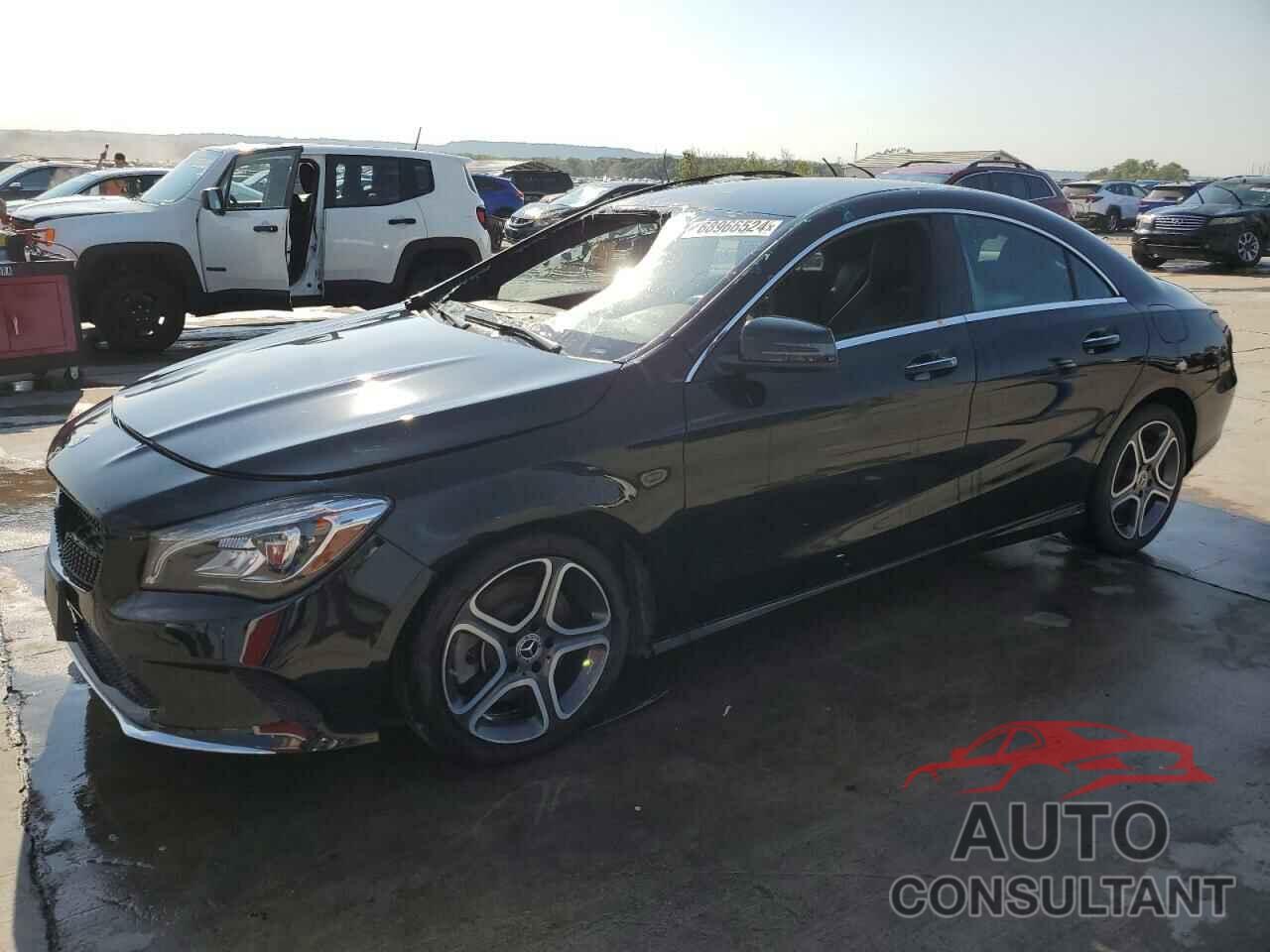 MERCEDES-BENZ CLA-CLASS 2019 - WDDSJ4GB5KN723200