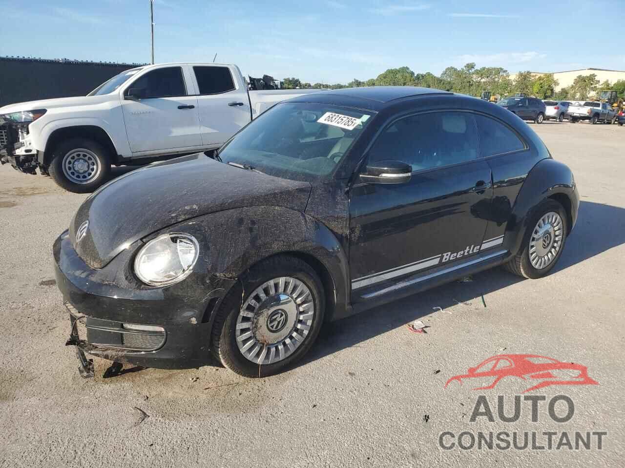 VOLKSWAGEN BEETLE 2013 - 3VWJP7AT5DM690362