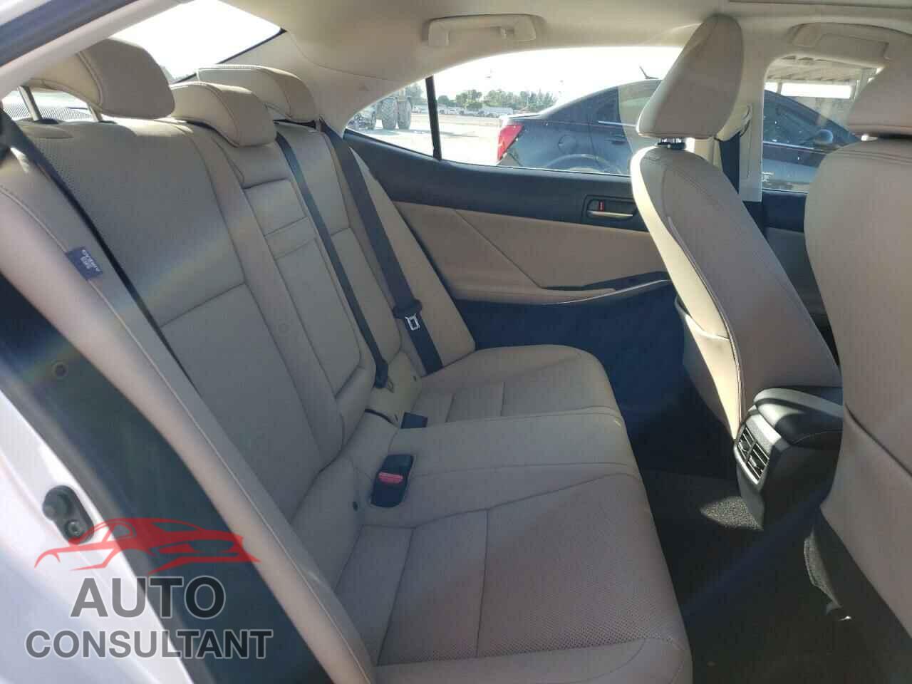 LEXUS IS 2020 - JTHAA1D26L5106414