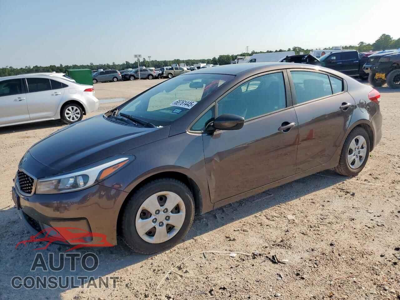 KIA FORTE 2017 - 3KPFL4A77HE128694