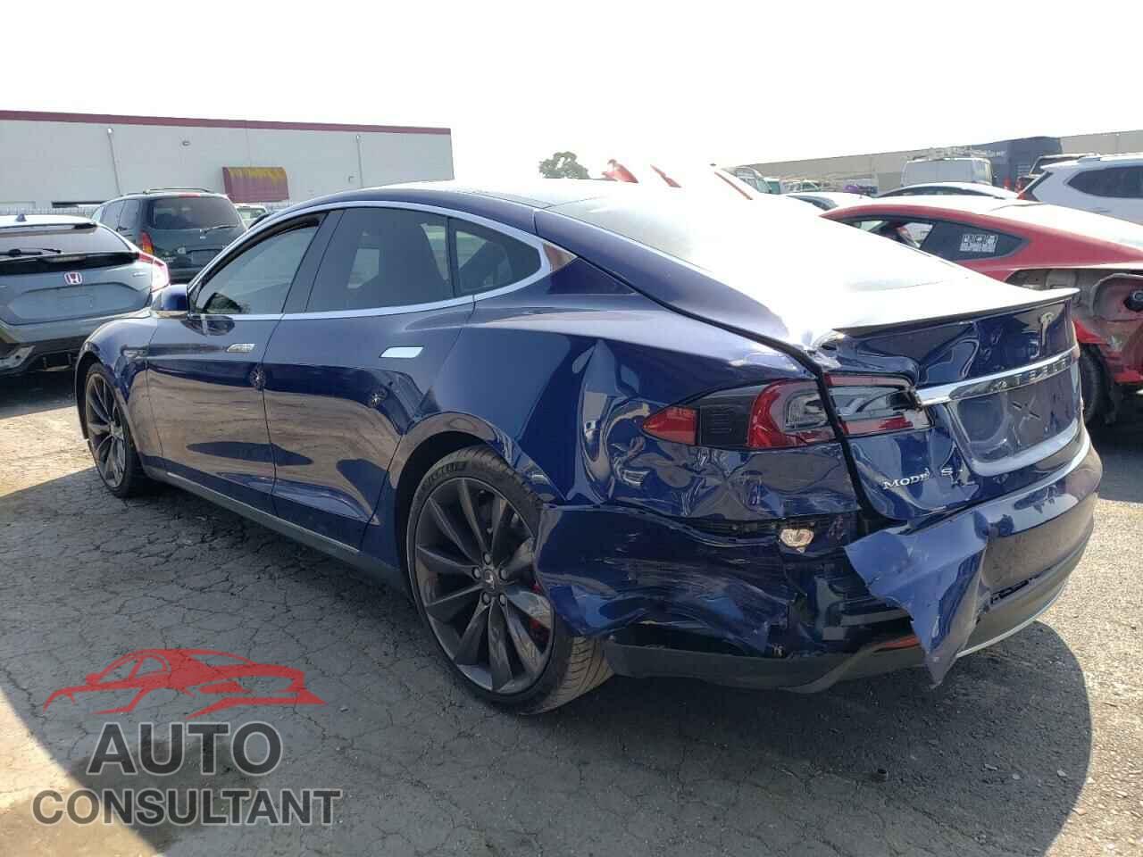 TESLA MODEL S 2015 - 5YJSA1E45FF119616