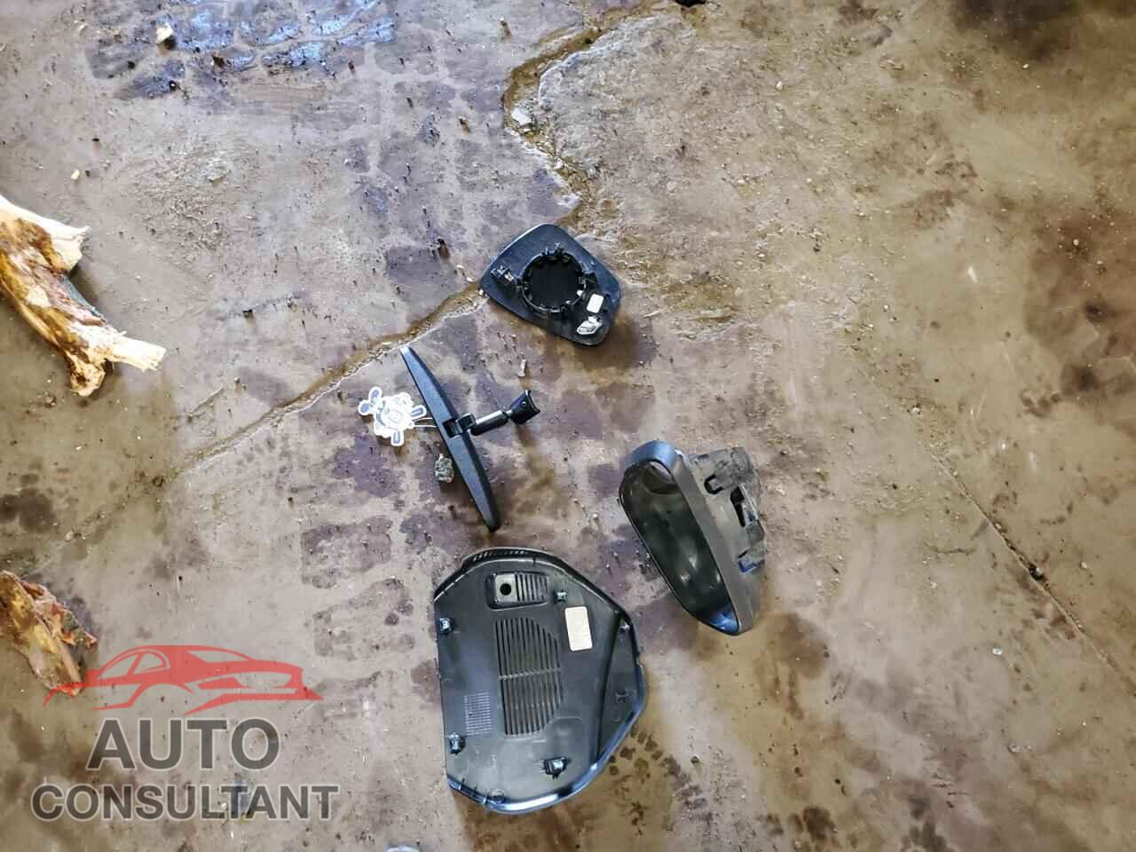 FORD ESCAPE 2020 - 1FMCU9G60LUA52060